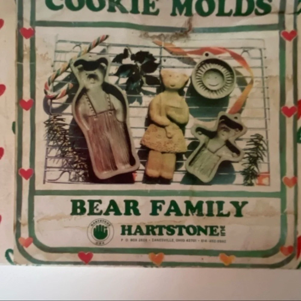 Vintage Hartstone Farmhouse Ceramic Bear Family Cookie Cake Molds Set of…